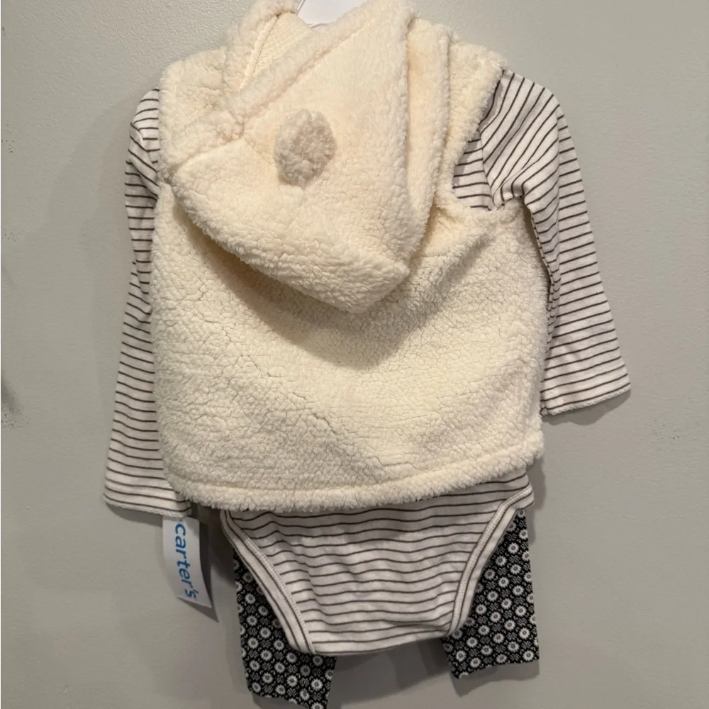 Carter’s Cream Fleece 3 Piece Set Vest Top and Leggings Size 18 Month
